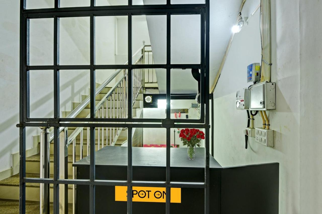 Hotel O Royal Residency Erattupetta 外观 照片
