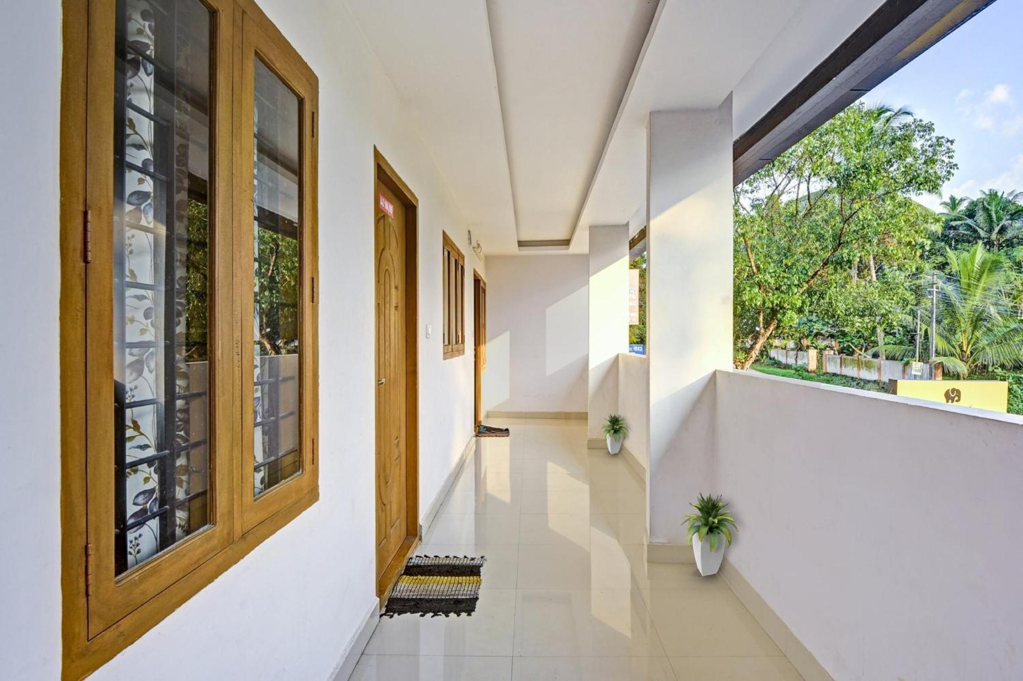 Hotel O Royal Residency Erattupetta 外观 照片